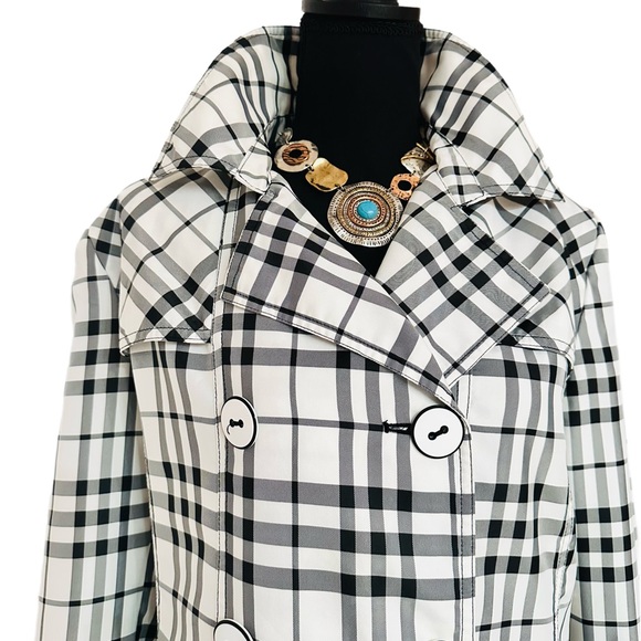 CATO ~ Black and White Utility/Rain/Trench Coat w/Belted Waist and Bold Buttons - Picture 5 of 8